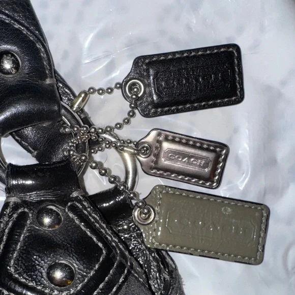 Coach Madison Maggie black sateen signature hobo bag - Picture 3 of 15